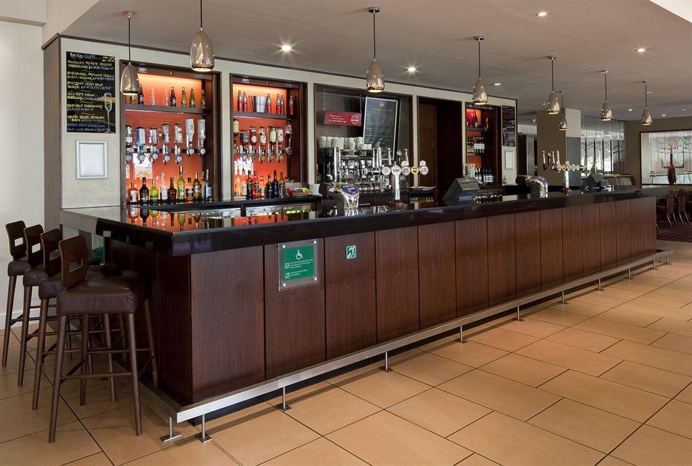 Voco Fareham - Solent By Ihg Hotell Restaurant bilde